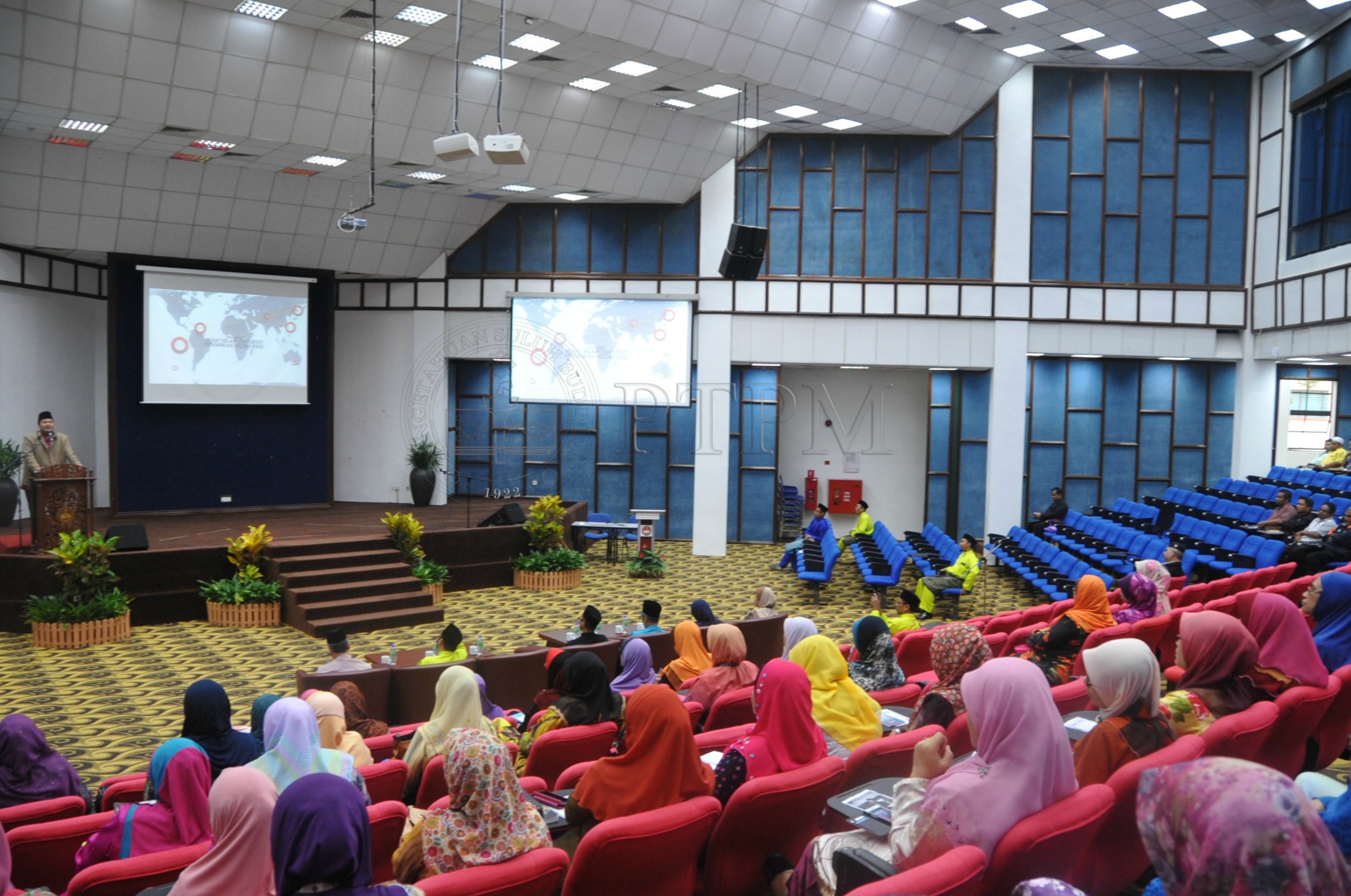 PRO 14 109 HIJRAHPRO 8570